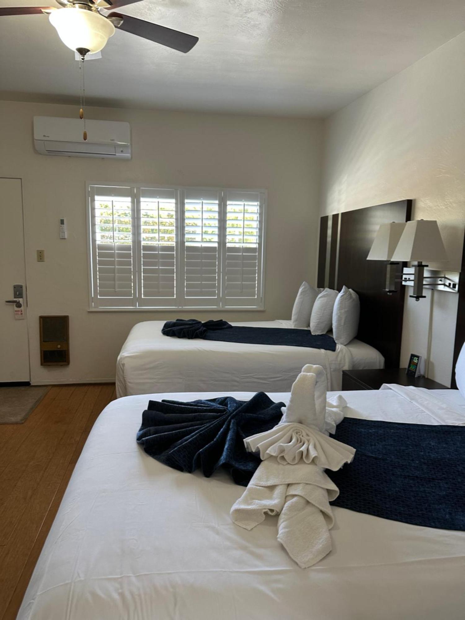 Cambria Palms Motel Bagian luar foto