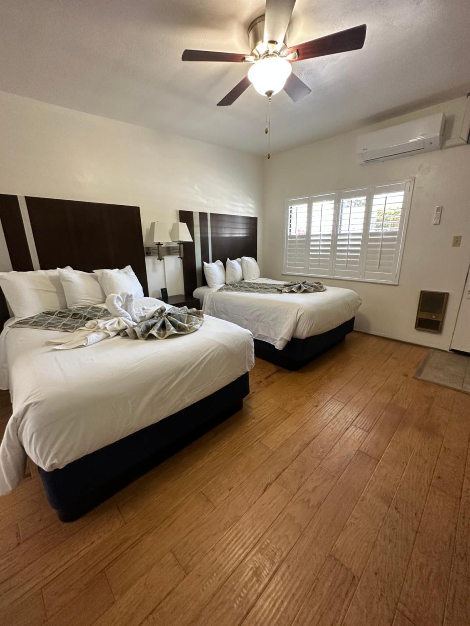 Cambria Palms Motel Bagian luar foto