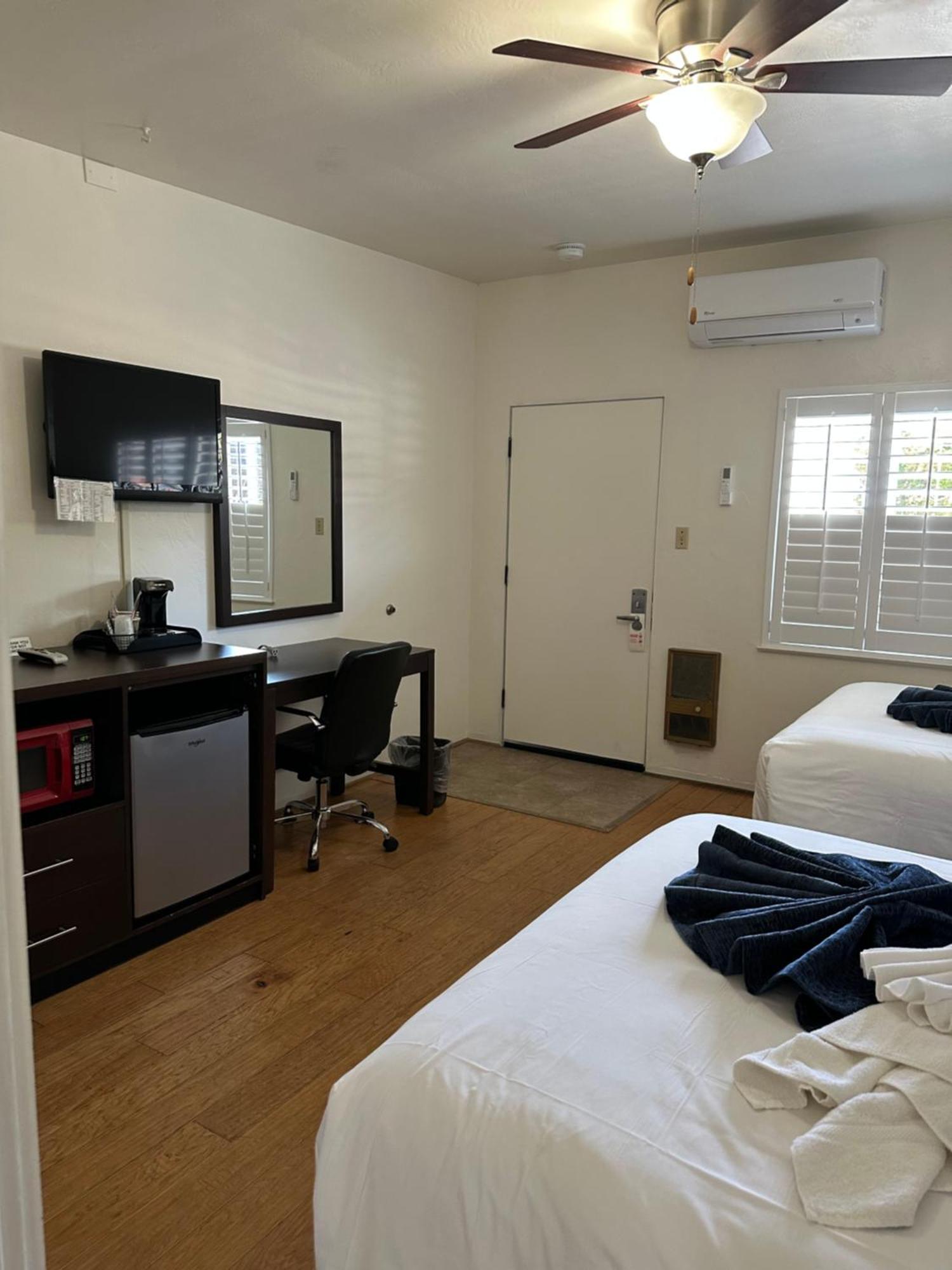 Cambria Palms Motel Bagian luar foto